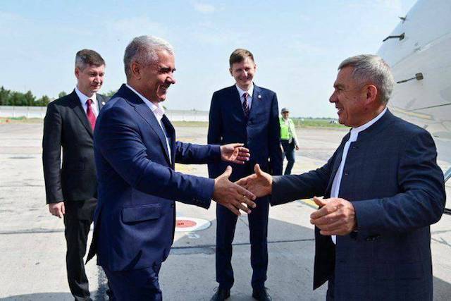 Минниханов прибыл в Узбекистан с рабочим визитом