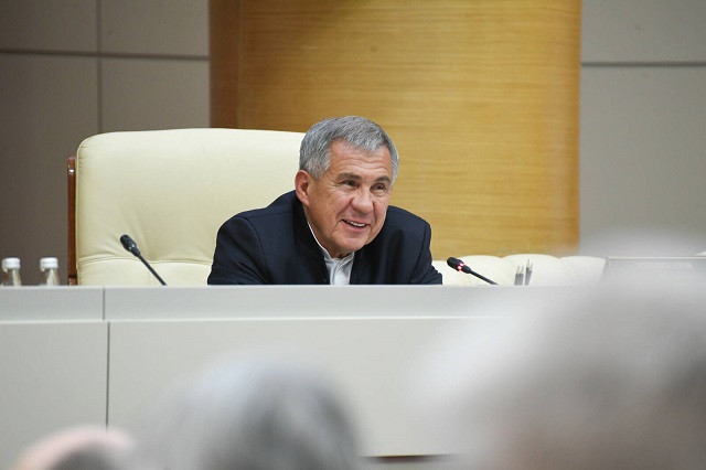 Минниханов: семья — основа нашего государства