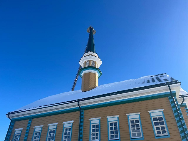 Полумесяц над Айбашем: завершили реставрацию исторической деревянной мечети