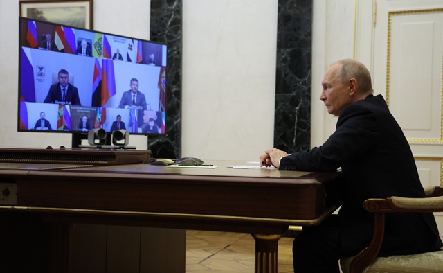 Путин: мужество бойцов СВО — моральный ориентир для чиновников