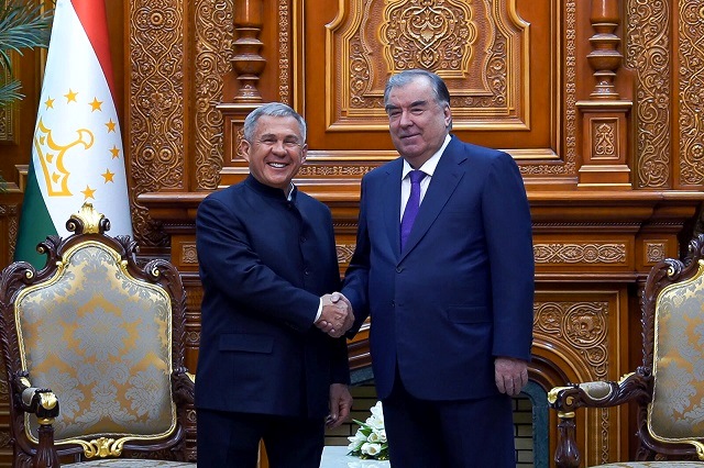 Минниханов пригласил Рахмона на KazanForum