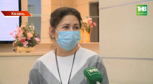 В Казани врачи МКДЦ спасли пациентку с полуметровой опухолью, проросшей от матки до сердца