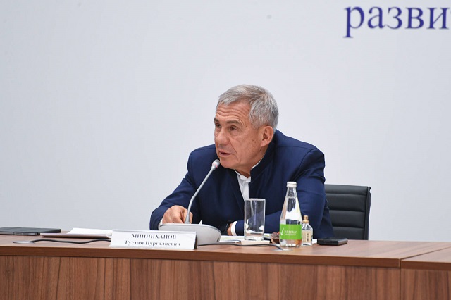 Минниханов: Татарстан, несмотря на санкционное давление, продолжает развиваться