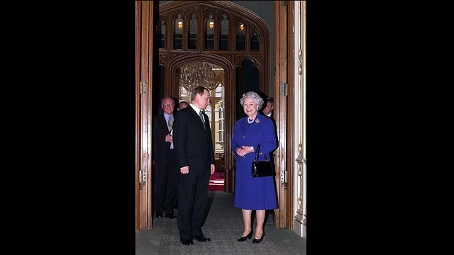 Песков: Путин изначально не планировал ехать на похороны Елизаветы II