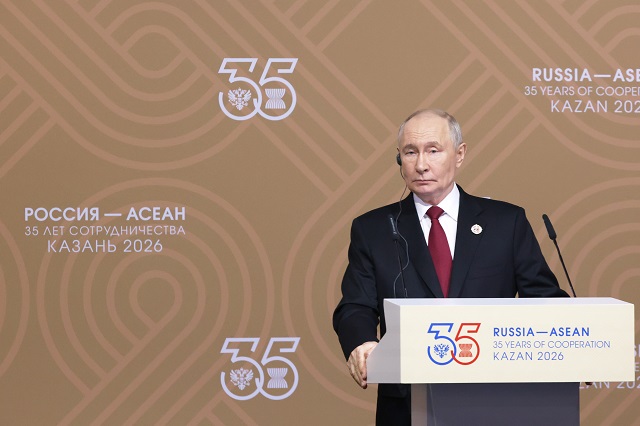 Путин: России и странам АСЕАН необходимо переходить на национальные валюты