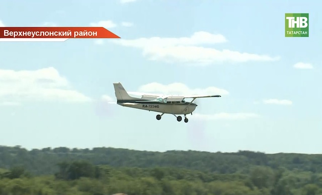 Самолеты, дроны и высший пилотаж: в Верхнем Услоне открыли авиасезон