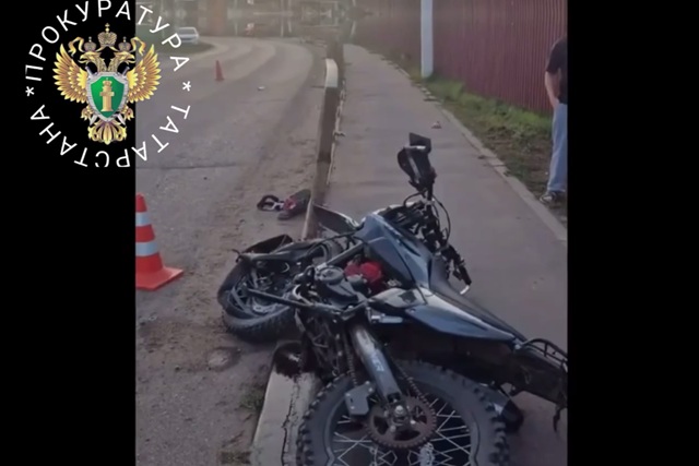 Двое подростков попали в ДТП на мотоцикле в Татарстане: прокуратура организовала проверку