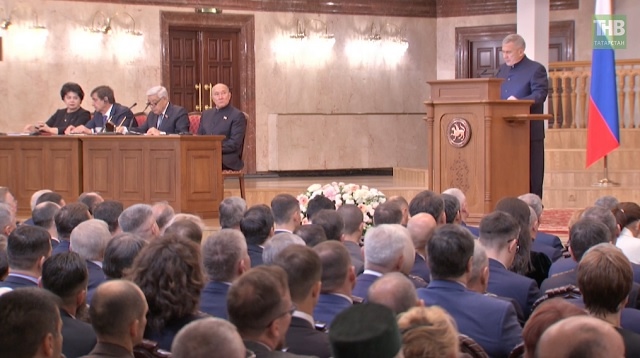 Рустам Минниханов поблагодарил татарстанцев за высокую активность на выборах