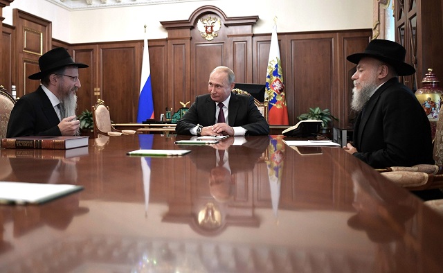 Владимир Путин поздравил российских евреев с праздником Песах