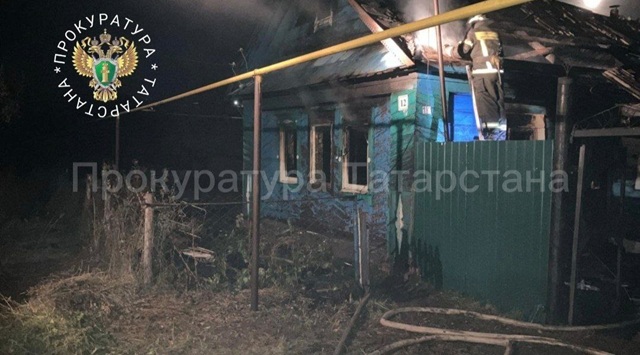 Супружеская пара погибла на пожаре в Мамадыше