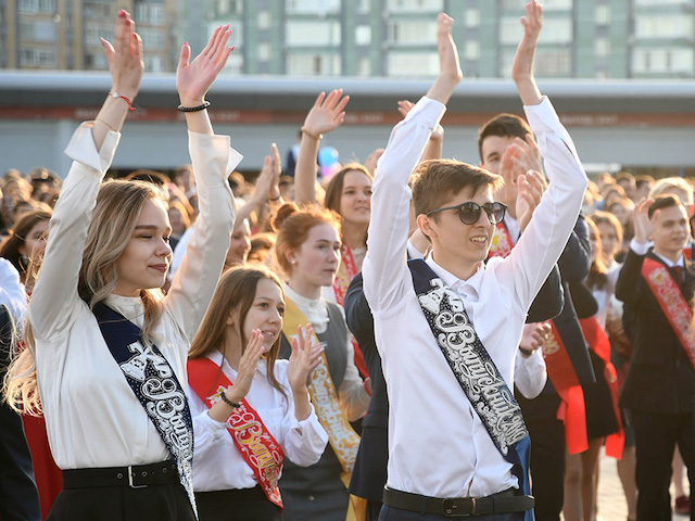 13 млн рублей потратят на общегородской выпускной в Казани