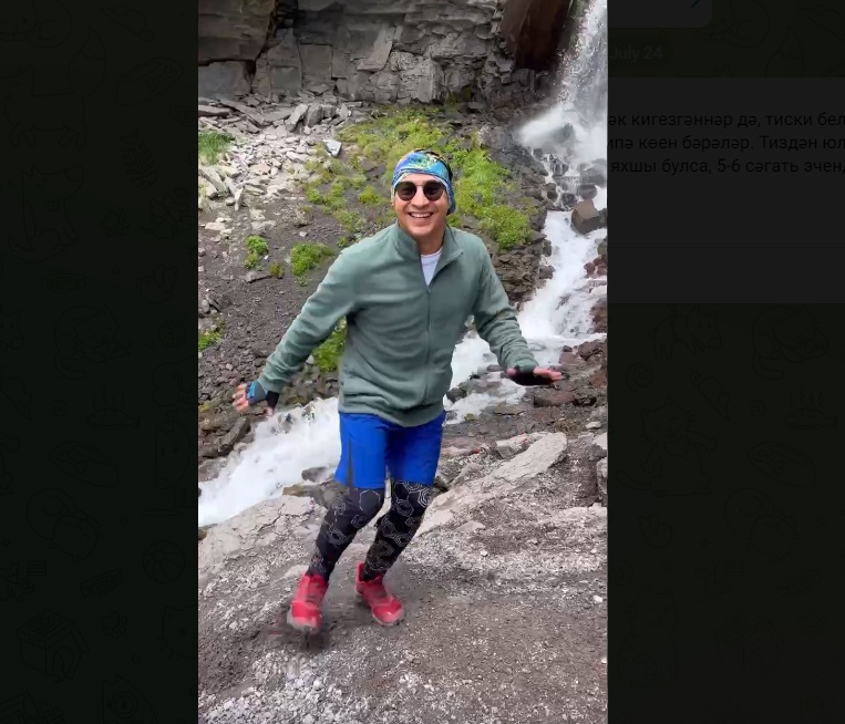 Данир Сабиров Эльбрус тавында татар биюен башкара - видео