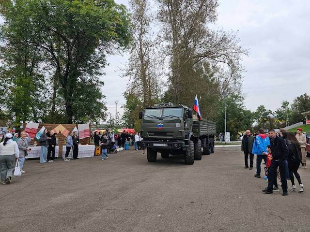 Квадроциклы и генераторы: в Бугульме собрали крупную партию помощи для бойцов СВО