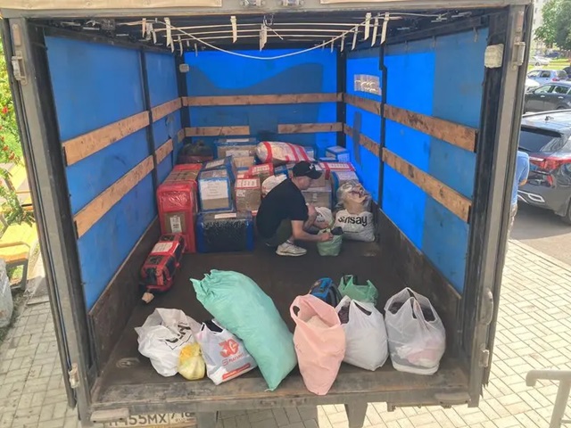 Из Нижнекамска в зону СВО отправили именные посылки бойцам