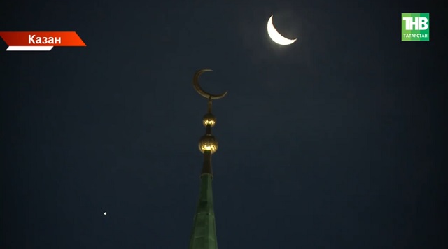 Казан Кремлендә Сөембикә манарасының ярымаен яңарталар