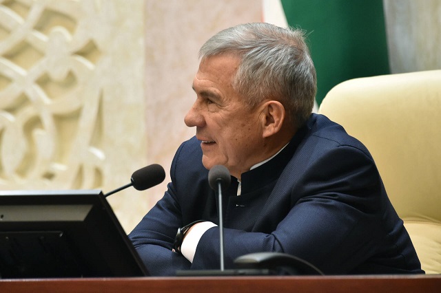 Рустам Минниханов поручил привести в порядок парки и скверы Татарстана