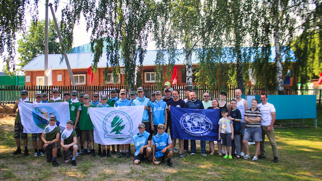 Юные экологи и дайверы очистили озеро Раифского монастыря в Татарстане