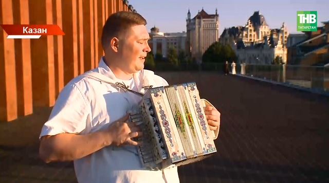 Милли китапханәдә бу җәй гармунлы кичләр бәйрәме уза башлады
