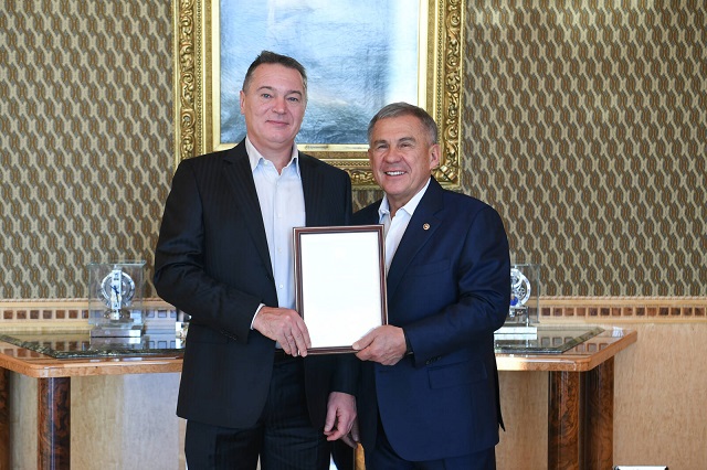 Минниханов на встрече с династией Кудерметовых отметил их вклад в развитие спорта в РТ