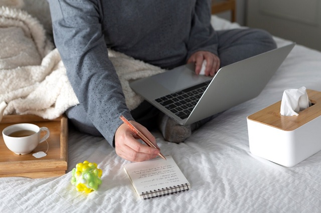 Сотрудник с аллергией может попросить перевести его на удаленку — юрист