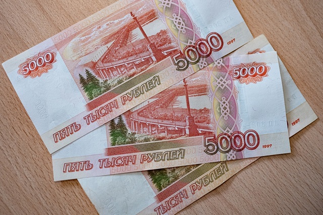 Власти Казани анонсировали выплаты по 10 000 рублей семьям с инвалидами