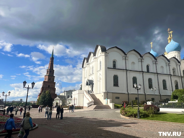 Дожди с грозами и крепкий ветер до 18 м/с: что ждёт татарстанцев сегодня