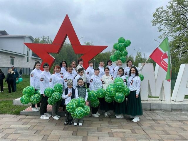 «Будем шить до Победы»: активистки Татарстана создают экипировку для бойцов СВО