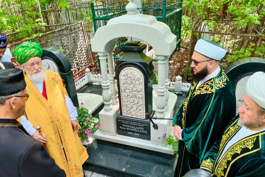 Уфада Ризаэтдин Фәхретдин истәлегенә мемориаль комплекс ачылышында катнашты