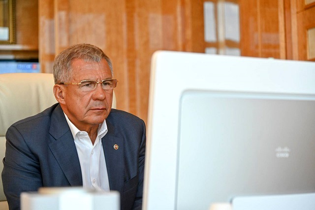 Минниханов поручил усилить работу по безопасности на воде