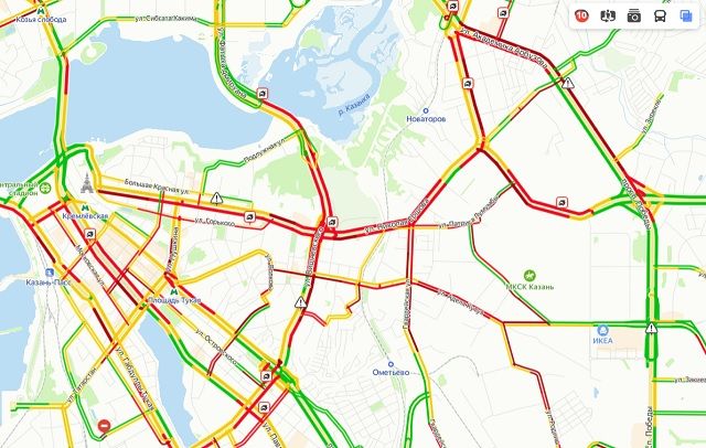 С наступлением вечера движение в Казани вновь парализовало