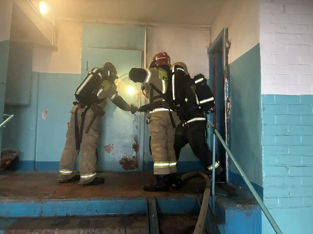 Трагедия в Нижнекамске: пожар в девятиэтажке унес жизни двух человек