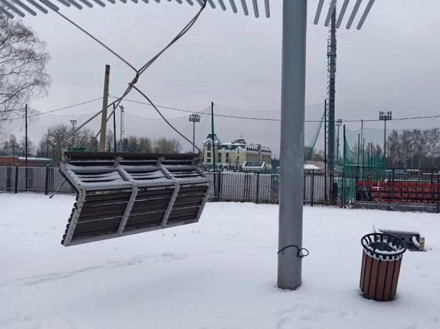 В Казани вандалы разнесли парк «Крылья Советов»