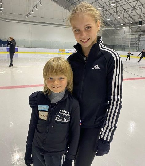 Сын Плющенко победил на соревнованиях по фигурному катанию в честь юбилея «Самбо-70»