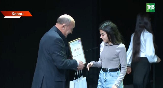 "Яңа исем" проекты: Татарстанда булачак яшь әдипләрне барлый башладылар