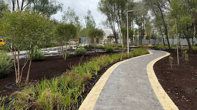 В Казани завершается благоустройство бульвара на улице Серова