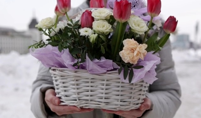 «Будьте счастливы и любимы!»: Минниханов опубликовал праздничный ролик к 8 Марта