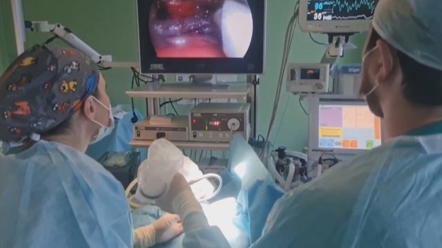 В Казани врачи ДРКБ провели новорожденному операцию по созданию пищевода