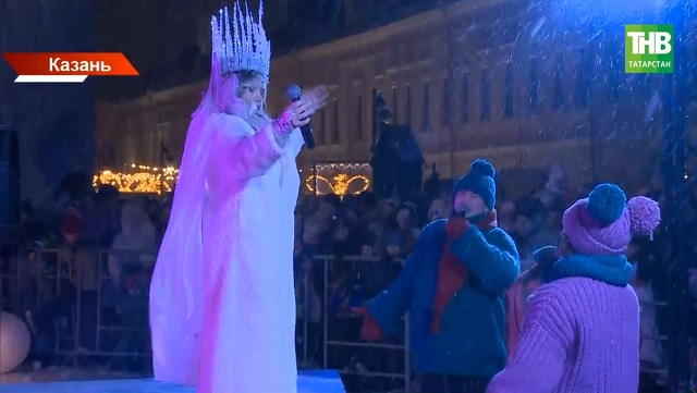 Елка, Снежная королева и танцы: как в Казанском кремле зажгли Новый год