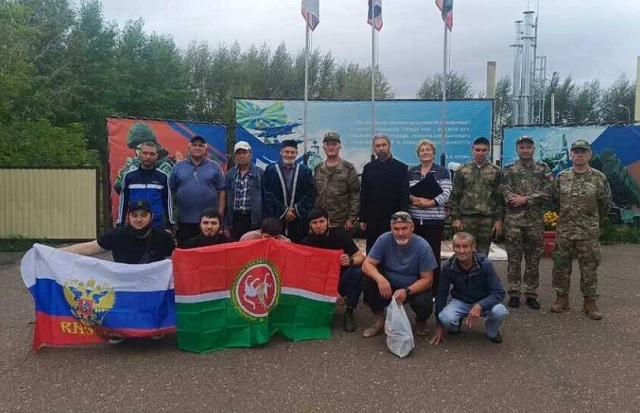 Пять человек отправились на службу по контракту из Нижнекамска