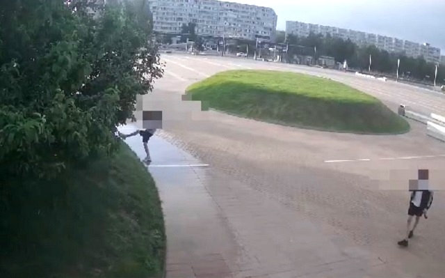 Разгромивших систему автополива на площади Азатлык вандалов ищут в Набережных Челнах