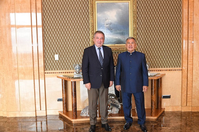 Раис Татарстана встретился с руководством турецкой компании «Шишеджам»