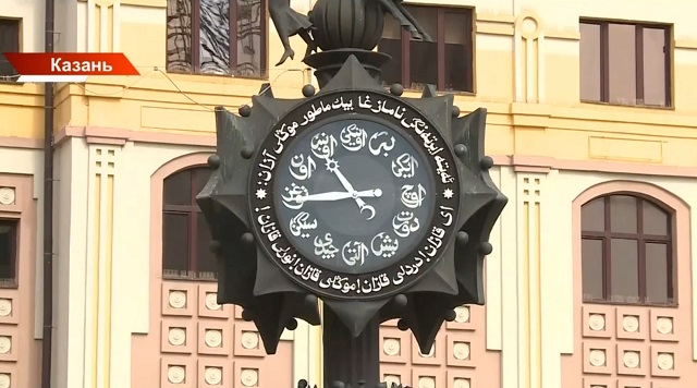 «В Башкирии уже встали, а мы все еще спим»: жители Казани разделились в споре о переводе часов