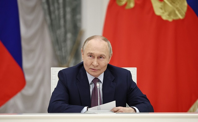 Налоговая выплата для семей с невысоким доходом заработает в РФ в 2026 году