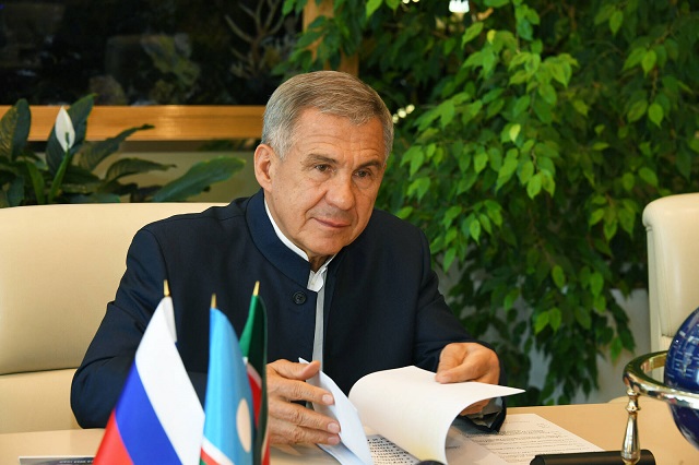 Рустам Минниханов подписал закон по расширению полномочий Раиса РТ