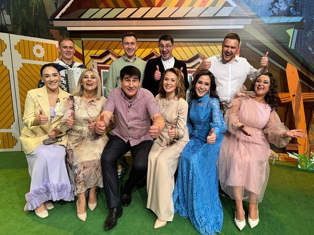 В преддверии грандиозного шоу ко Дню радио коллектив «Болгар радиосы» побывали в гостях на ТНВ