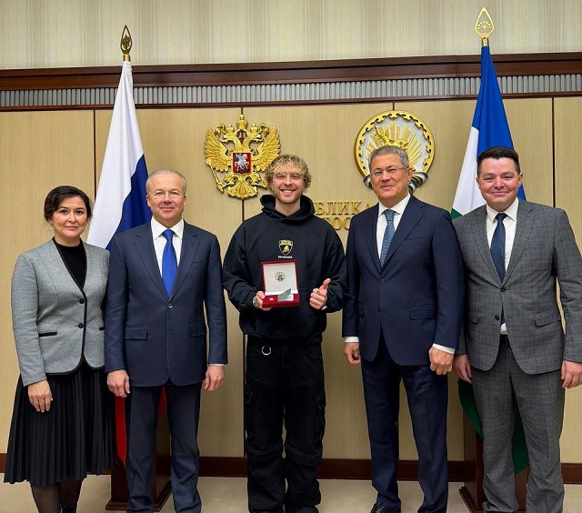 «Мы стали еще роднее»: Егор Крид получил звание заслуженного артиста Башкортостана