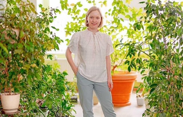 Набравшую 400 баллов на ЕГЭ выпускницу пригласил на стажировку холдинг VK