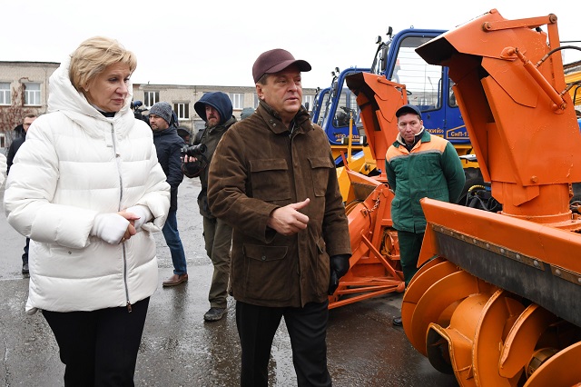 Метшин объяснил, почему Казани не хватает водителей и дорожных рабочих