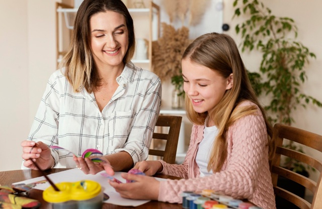 Не деньги и не цветы: психолог — о том, что на самом деле хотят получить учительницы на 8 Марта