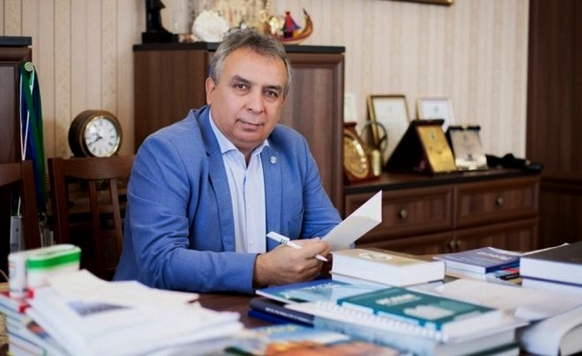 Путин наградил директора ИМО КФУ Хайрутдинова орденом «За заслуги перед Отечеством»